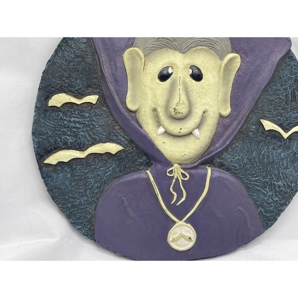 Halloween Vampire Wall DecorWreath Glow in the Dark Round Disc "Glowing Ghouls - Picture 2 of 8